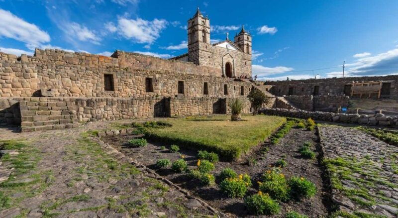 ayacucho-route-to-vilcashuaman-and-pumacocha