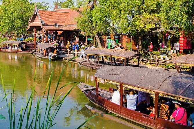 Ayutthaya Famous Temples Tour plus Floating Market and ATV Ride - Exploring the Temples of Ayutthaya