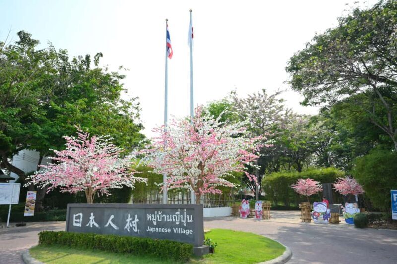 Ayutthaya Pass Save up to 53% - Includes Mayura's House - The Value of the Pass