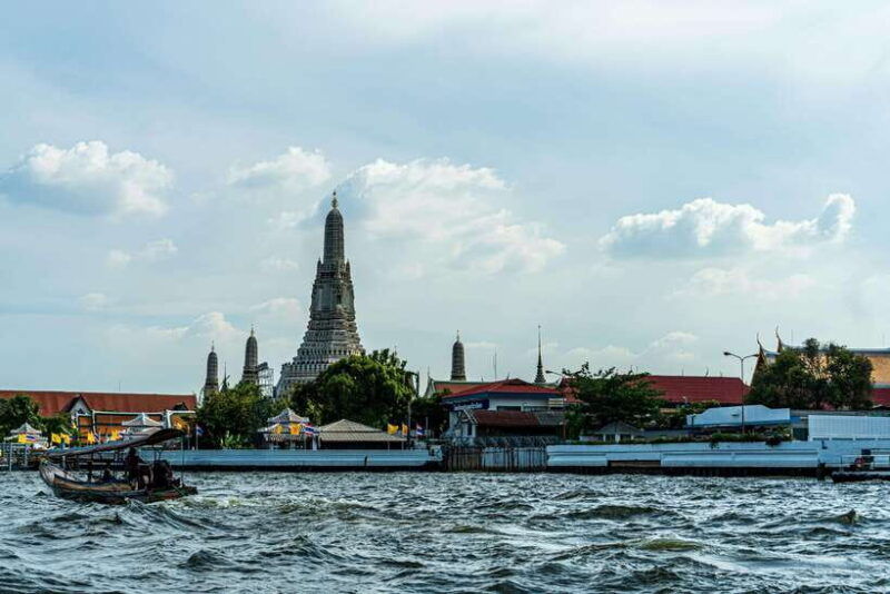 ayutthaya-private-boat-tour-of-unesco-world-heritage-city