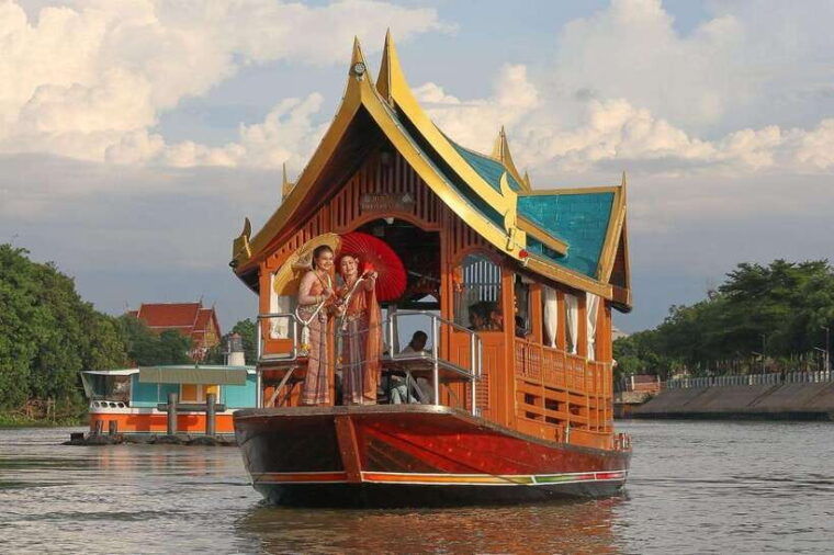 ayutthaya-private-boat-tour-of-unesco-world-heritage-city