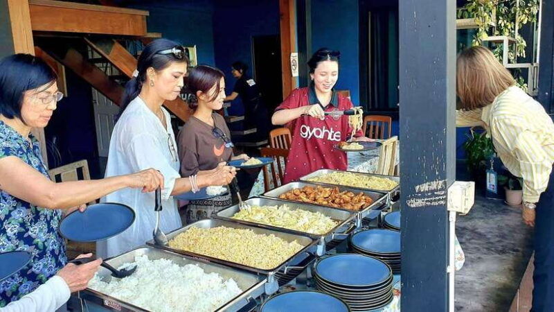 ayutthaya-sabieng-riverside-restaurant-travellers-lunch
