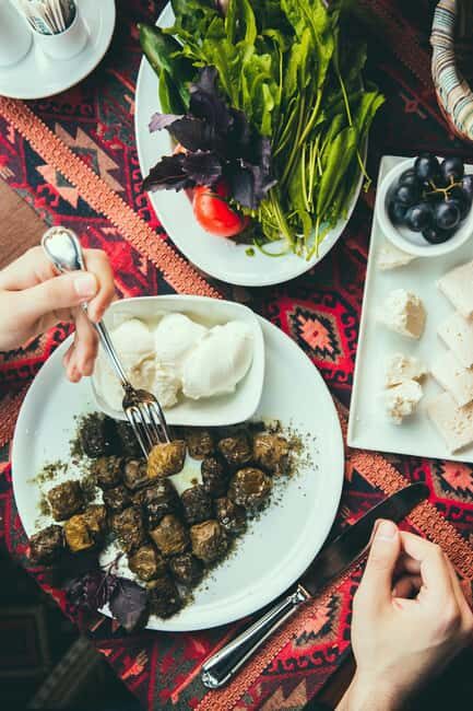 Azerbaijani Cooking Class & Old City Tour & Lunch - Dining & Tea Experience