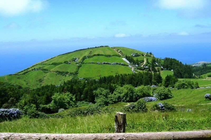 azores-sete-cidades-scenic-jeep-tour-from-ponta-delgada