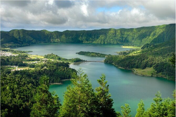 azores-seven-cities-lagoa-do-fogo-tour