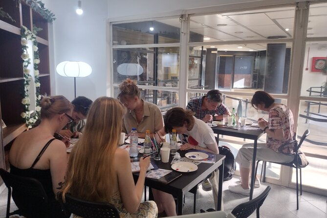 azulejos-tile-painting-workshop-in-porto