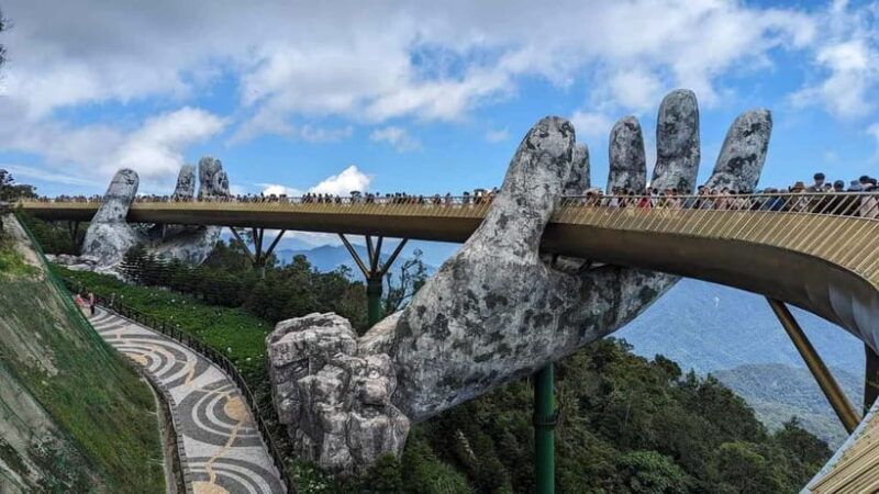Ba Na Hills: Golden Hand Bridge Early Morning Tour - Detailed Review of the Ba Na Hills Early Morning Tour