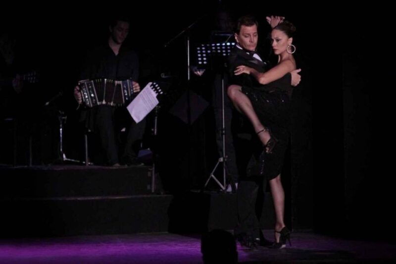 ba-tango-show-and-optional-dinner-at-esquina-homero-manzi