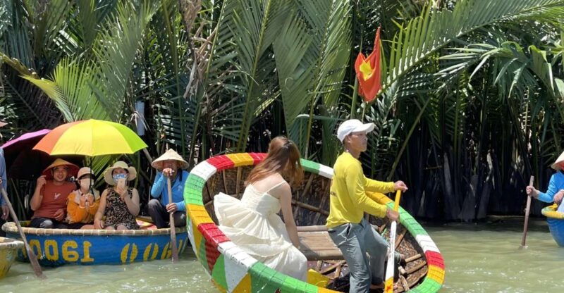 ba-tran-hoi-an-basket-boat-ride-in-water-coconut-forest