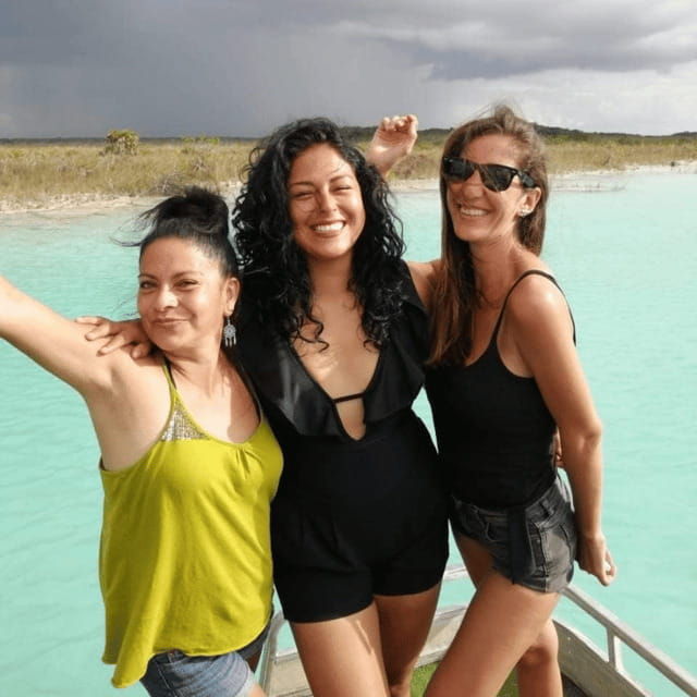 bacalar-beach-club-pontoon-tour-and-kayaking-adventure