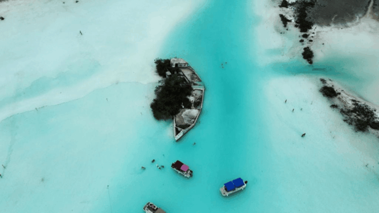 bacalar-beach-club-pontoon-tour-and-kayaking-adventure