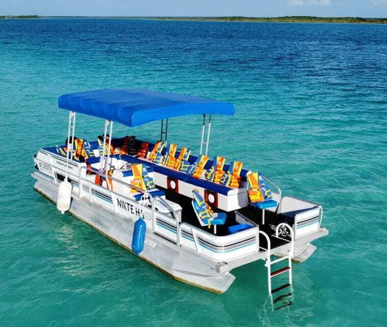 bacalar-shared-pontoon-boat-tour