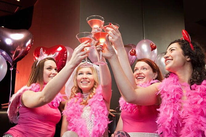 bachelorette-nightclub-tour-with-complimentary-drinks