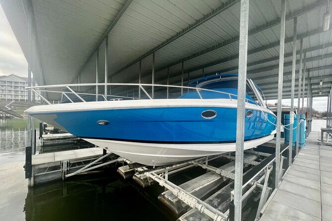 bachelorette-party-boat-charters-private-tour