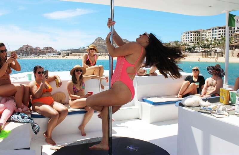 BACHELORETTE PARTY BOAT | Pole Dance Private Charter Boat - FAQ  
