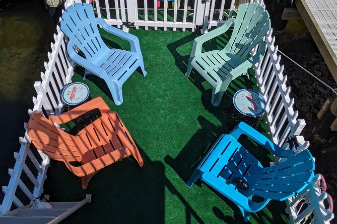 back-porch-on-the-water-fall-winter-harbor-sightseeing-cruise