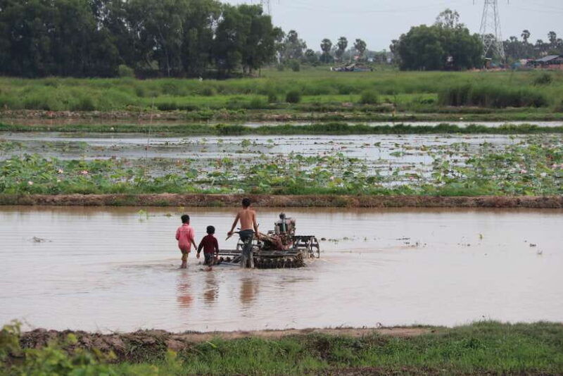 back-to-basics-siem-reap-village-tour-in-cambodia