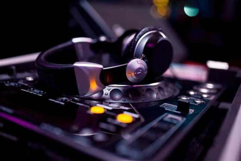 Back to the '80s Disco Cruise Ammouliani Round Tour - Authentic Insights from Guests