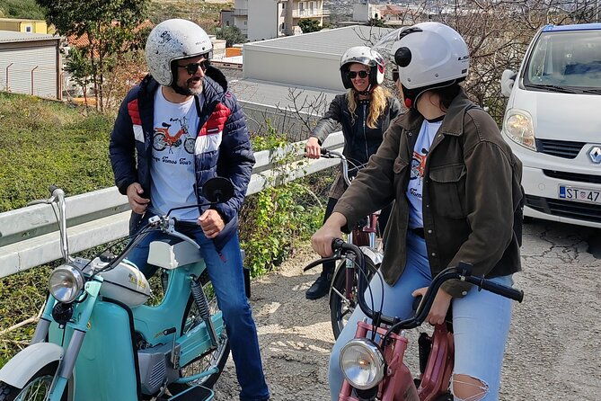back-to-the-80s-unique-vintage-tomos-moped-tour-split