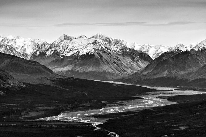 backcountry-photo-excursion-by-helicopter