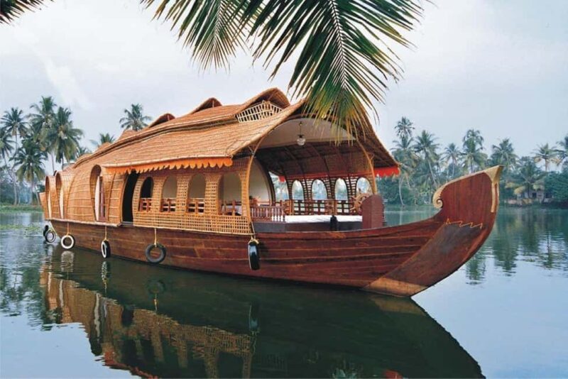 Backwater of Kerala Alleppey Houseboat Cruise Overnight Tour - Key Points