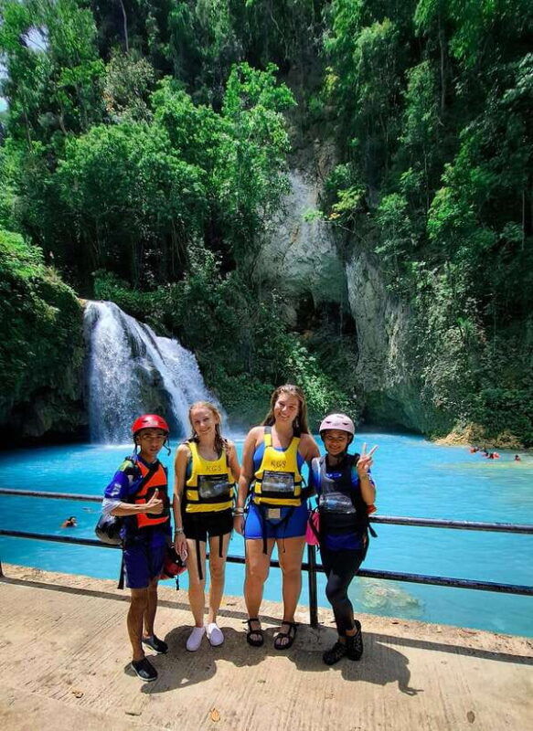 badian-canyoneering-kawasan-falls