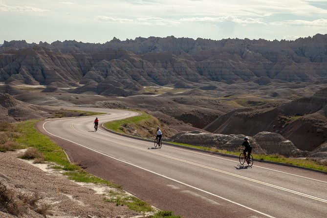 badlands-national-park-by-bicycle-private