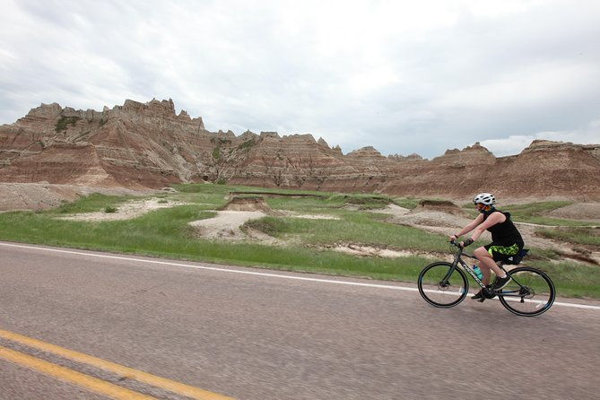 badlands-national-park-by-bicycle-private