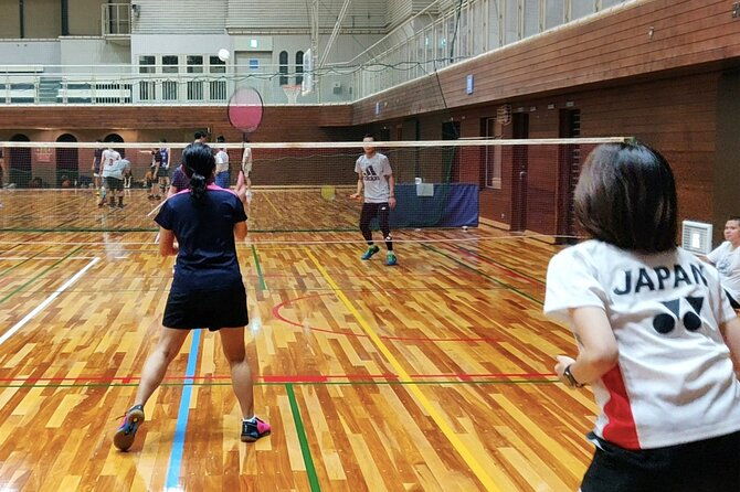 badminton-in-osaka-with-local-players