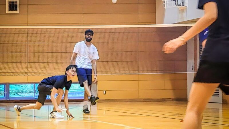 badminton-in-osaka-with-locals