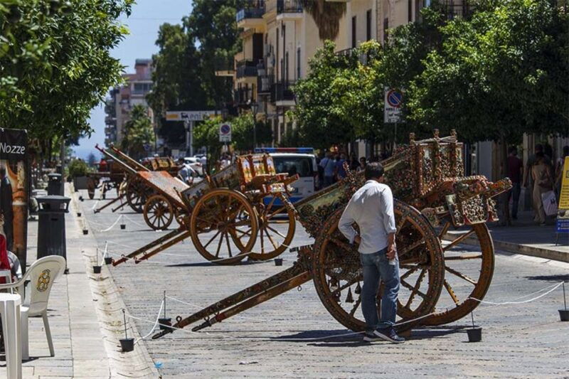 bagheria-tour-of-villa-palagonia-and-street-food-itinerary
