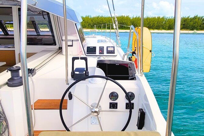 bahamas-all-inclusive-luxury-sailing-catamaran-charter