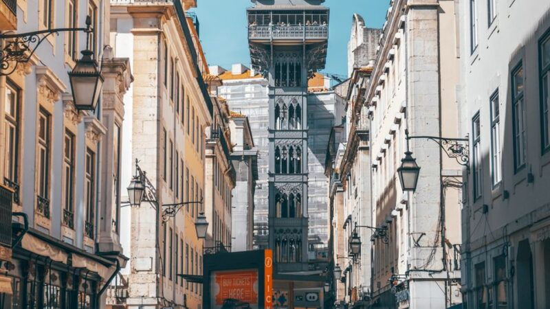 bairro-explorations-lisbons-colorful-neighborhood-tour