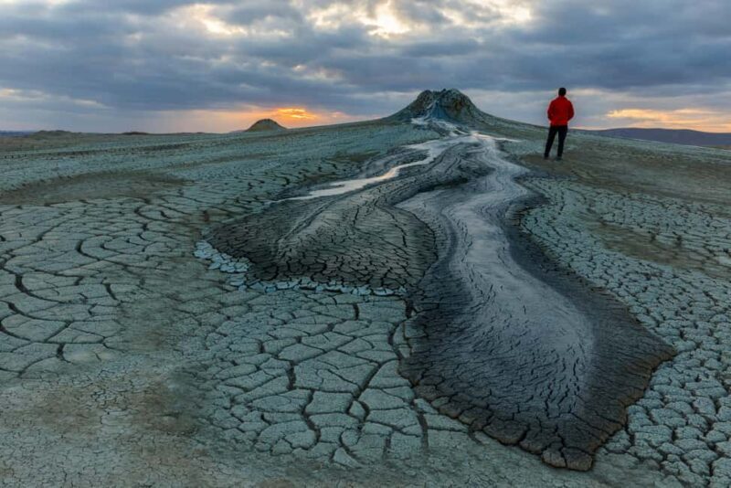 Baku: Gobustan and Absheron Adventure Tour - Authentic Experiences and Insights