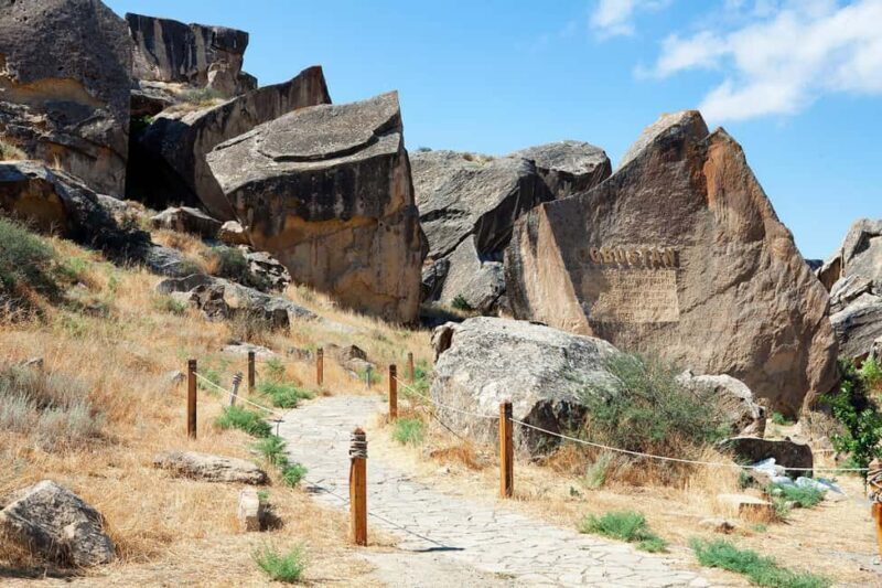 Baku: Gobustan Mud volcano Fire temple Guided tour - Exploring the Itinerary: What to Expect