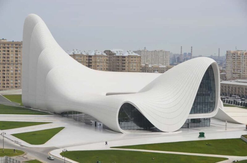 Baku: Modern & Old Guided City Tour - Key Points
