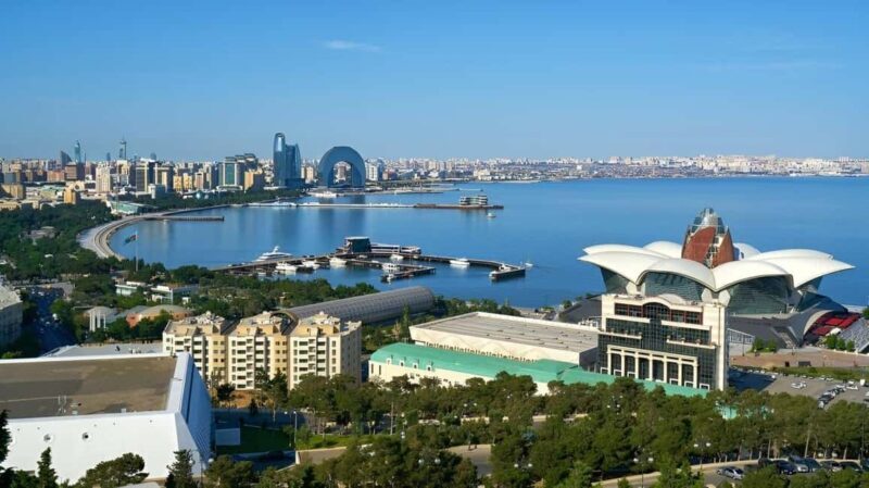 Baku: Modern & Old Guided City Tour - Value and Practicality