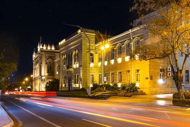 Baku: Night Tour with Old City, Highland Park, and Mosque - Key Points  
