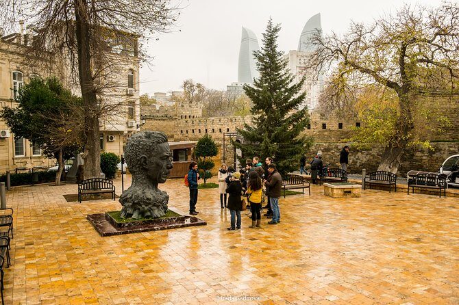 Baku Oil Heritage & Old Town Walking Tour - Who Should Take This Tour?
