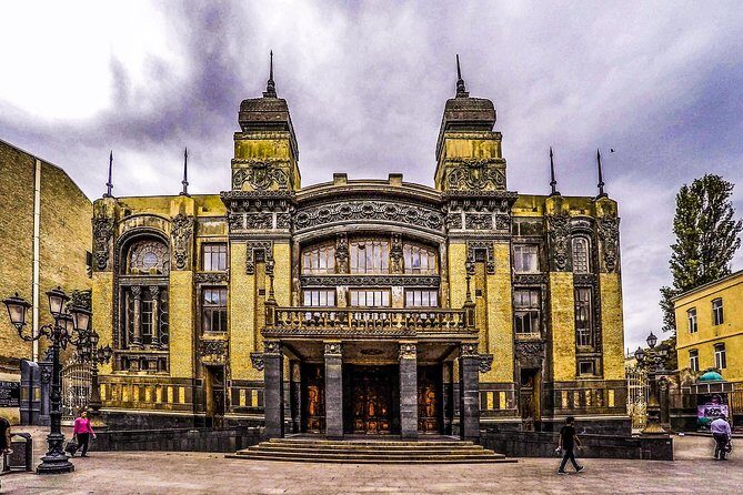 Baku Soviet Architecutre Gudied Walking Tour - Starting Point: Fountain Square – The Heart of Baku’s History and Social Life