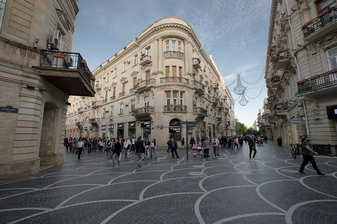 BAKU WALKING tour with the best STREET FOOD and DRINK tasting - Frequently Asked Questions