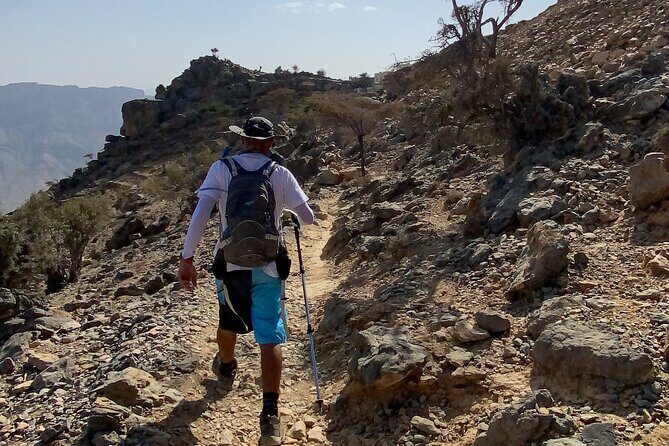 Balcony & Hidden Lake Jebel Shams Shared Trip - What’s Included in the Price?