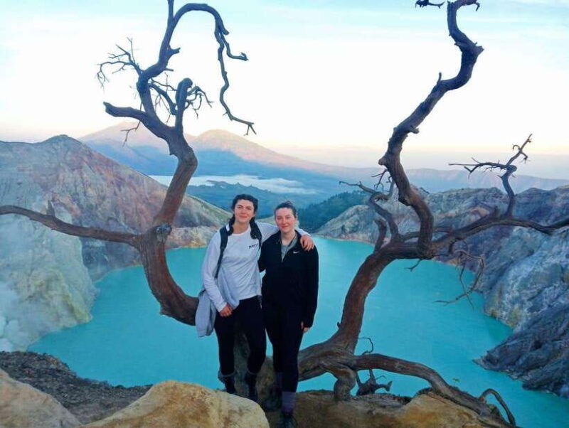 bali-3d-ijen-sunrise-mount-bromo-madakaripura-surabaya