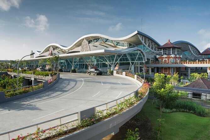 Bali Airport Private Transfers | Welcome Pickups - Booking & Price - Is It Worth It?