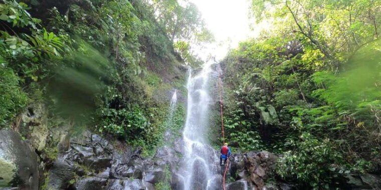 bali-alam-canyon-the-natural-canyoning-adventure