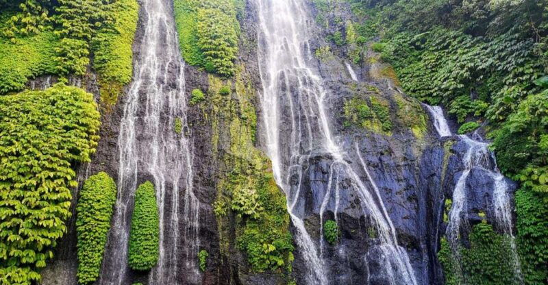 bali-amazing-secret-waterfall-at-north-bali