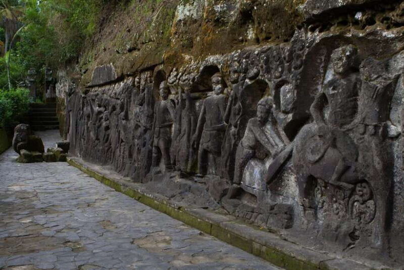 bali-archeology-museum-gunung-kawi-goa-gajah-temple-tour