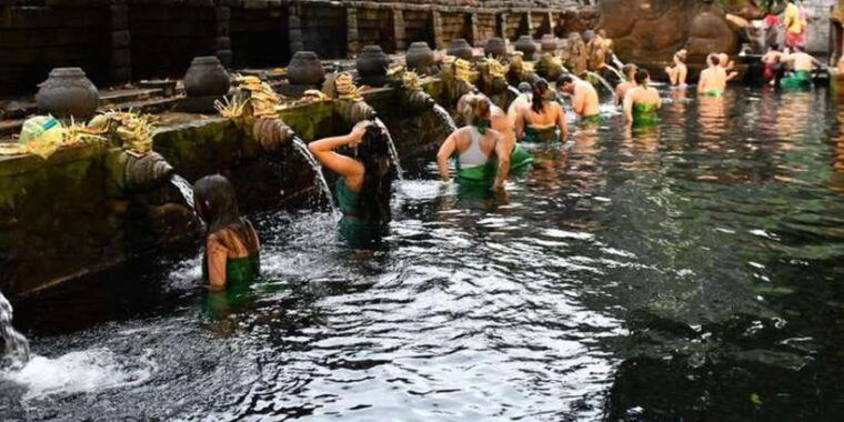 bali-atv-quad-bike-water-temple-and-rice-terrace