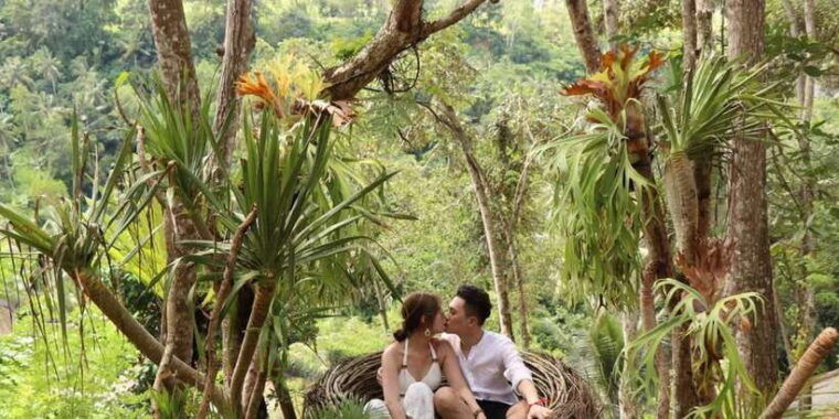 bali-ayung-river-rafting-and-swing-adventure-with-lunch