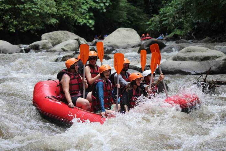 bali-ayung-river-white-water-rafting-adventure